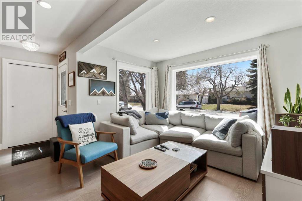 Property at 60 Windermere Road SW image 5