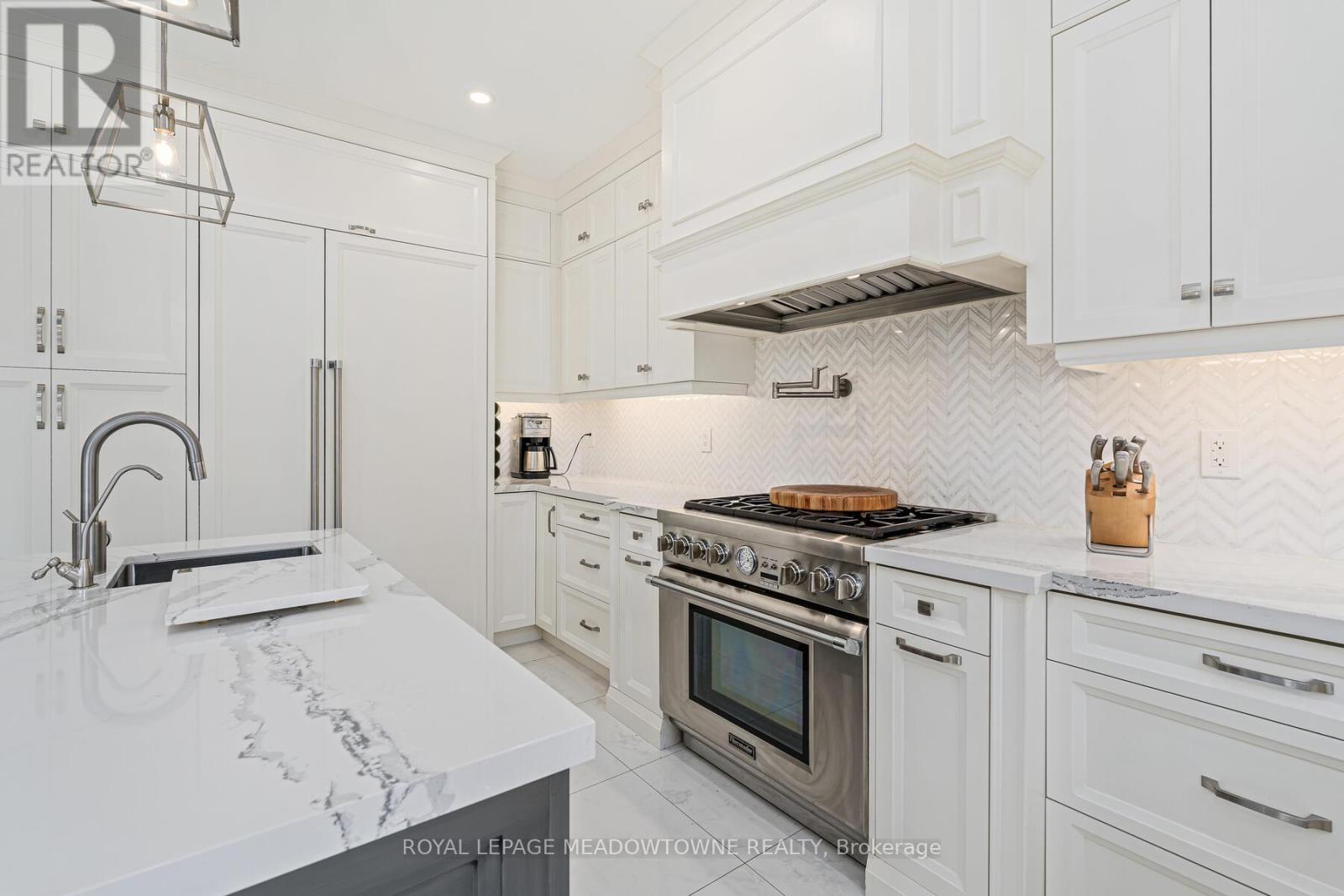 14147 Danby Road, Halton Hills, Ontario  L7G 0K6 - Photo 20 - W12133267