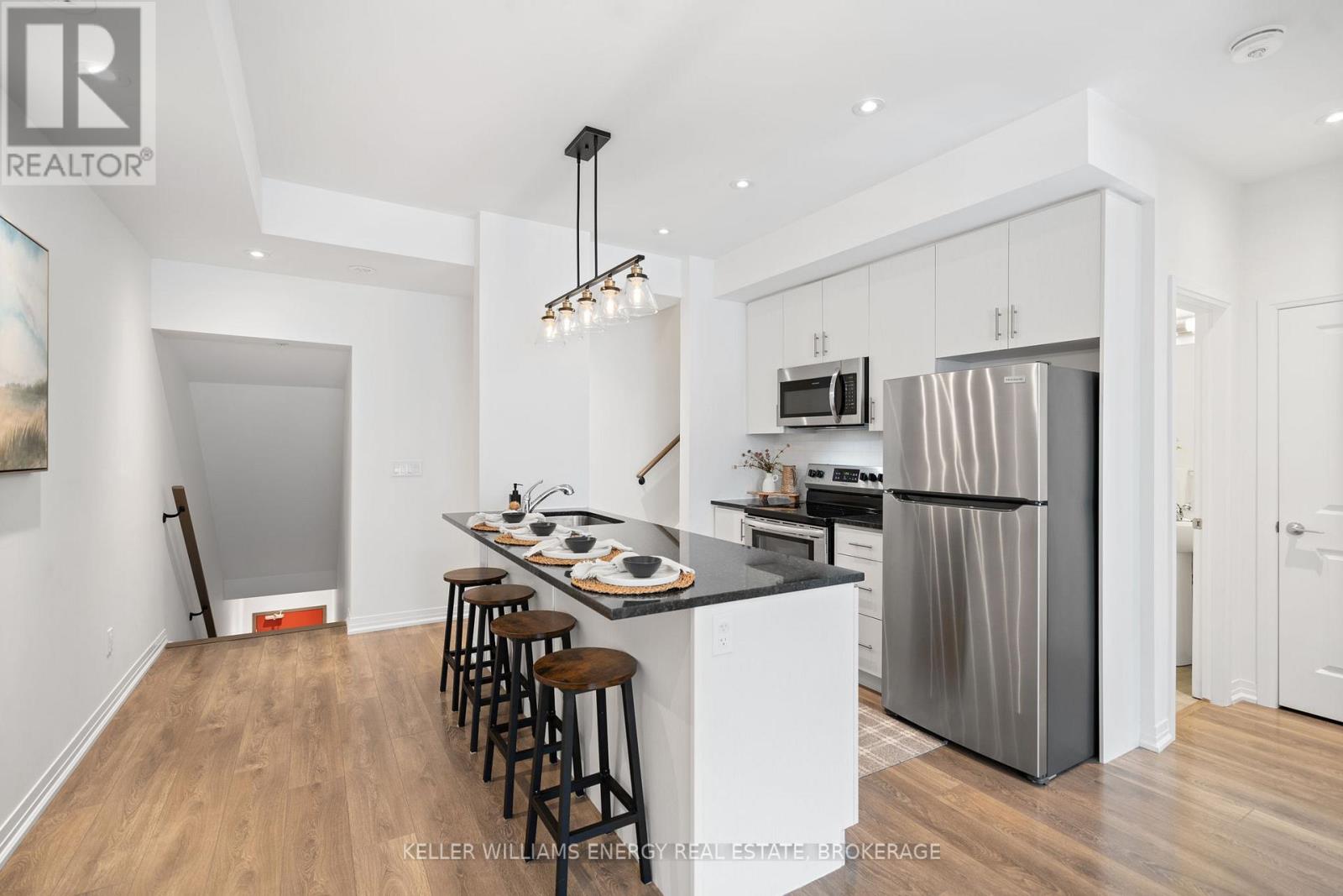 202 - 2635 William Jackson Drive, Pickering, Ontario  L1X 0L4 - Photo 6 - E12133905