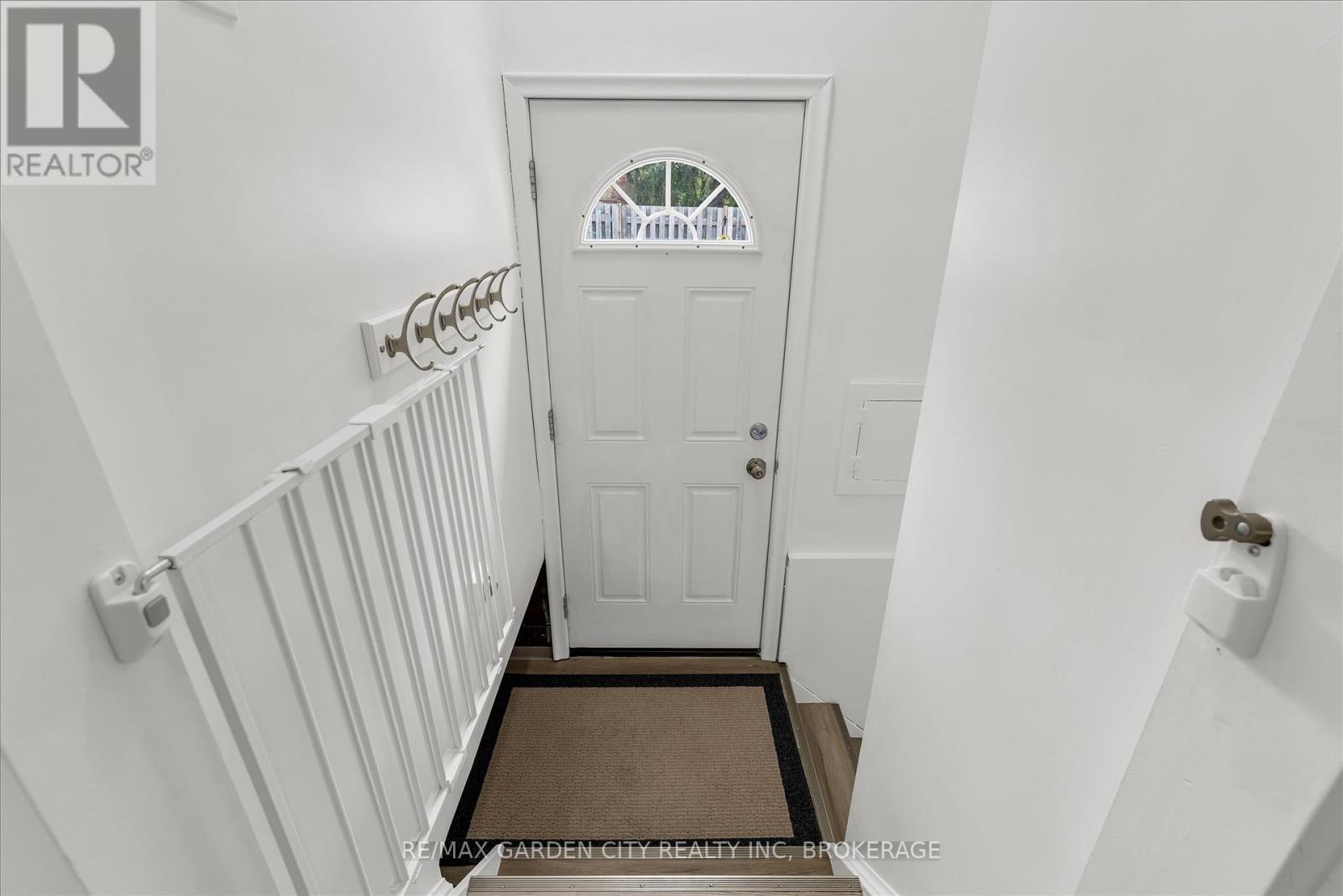 58 Diffin Drive, Welland, Ontario  L3C 2K1 - Photo 24 - X12134043