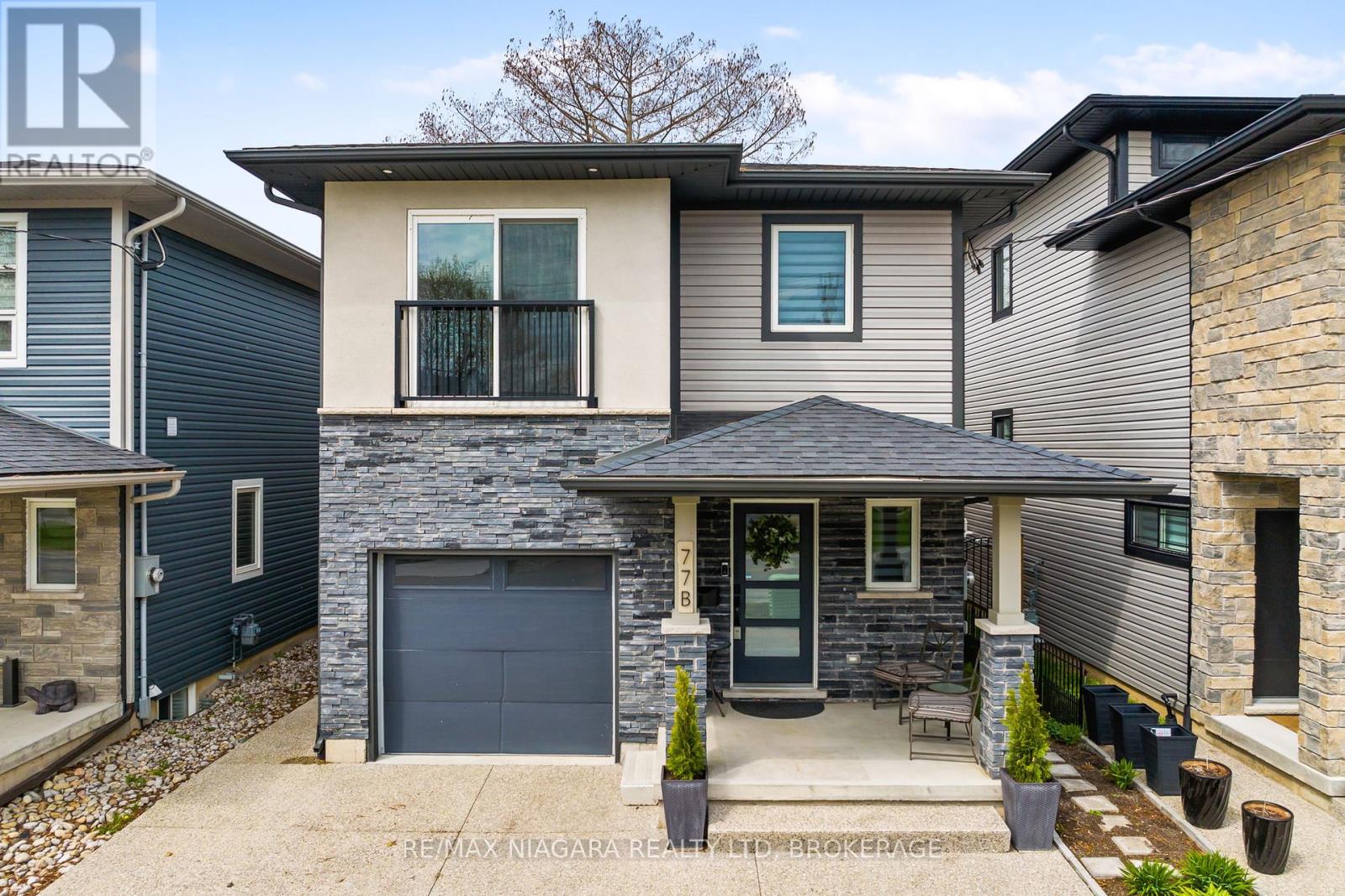 77B BROADWAY, st. catharines (port weller), Ontario