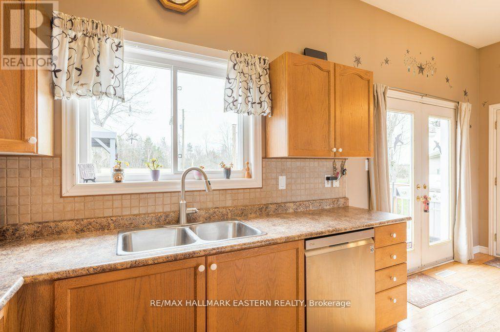 1755a Salem Road, Prince Edward County, Ontario  K0K 1T0 - Photo 13 - X12133907