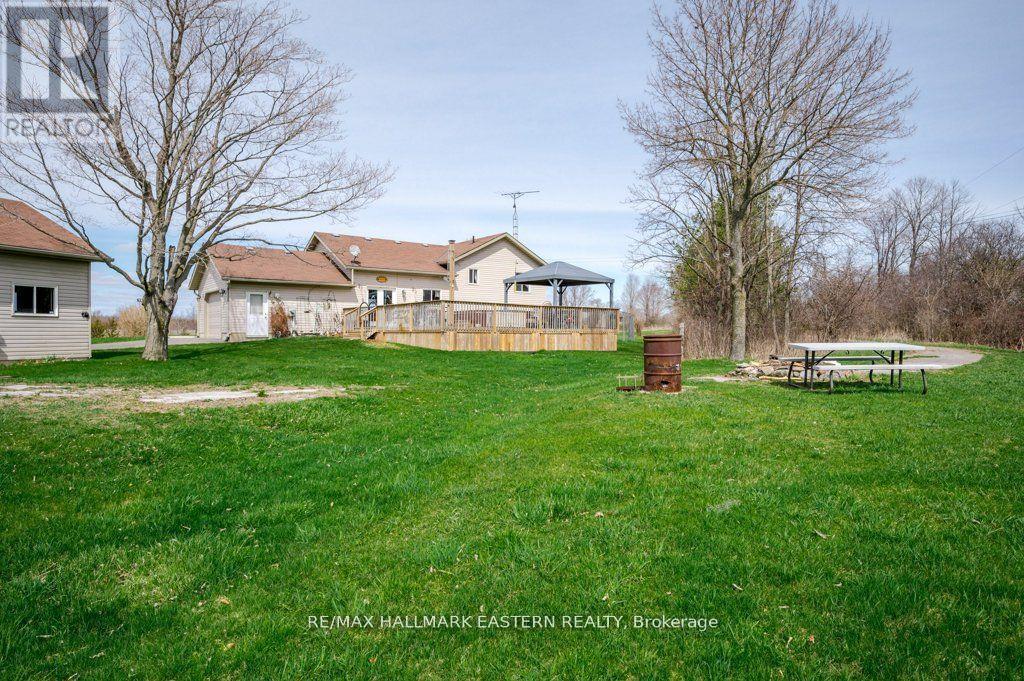 1755a Salem Road, Prince Edward County, Ontario  K0K 1T0 - Photo 22 - X12133907