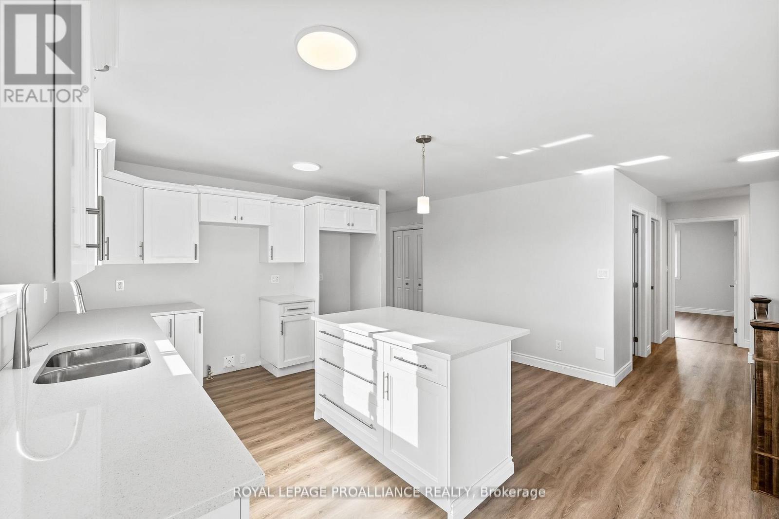 182 Homewood Avenue, Trent Hills, Ontario  K0K 1Y0 - Photo 14 - X12133947