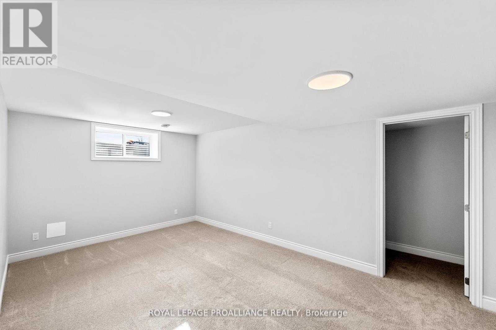 180 Homewood Avenue, Trent Hills, Ontario  K0L 1Y0 - Photo 34 - X12134005