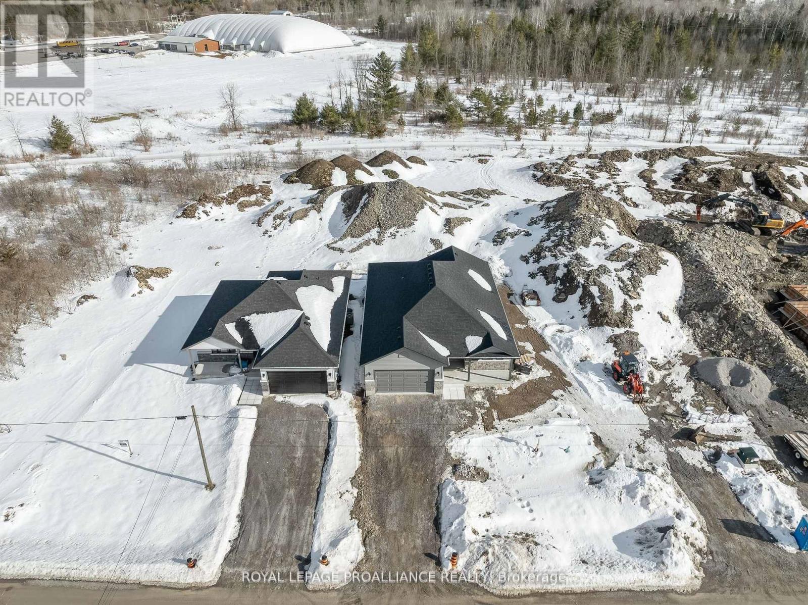 180 Homewood Avenue, Trent Hills, Ontario  K0L 1Y0 - Photo 9 - X12134005