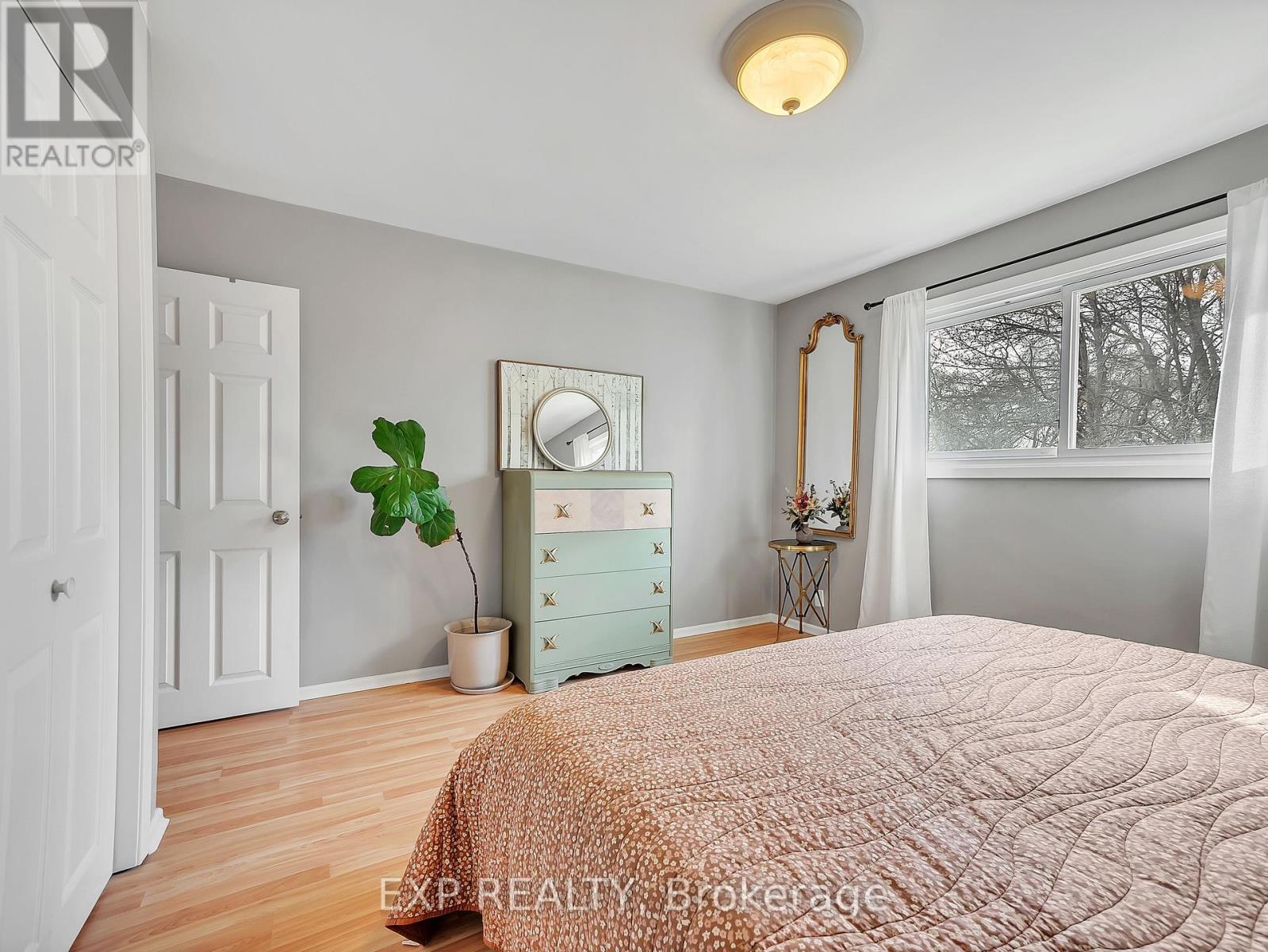 16 Applewood Drive, Belleville, Ontario  K8P 4E2 - Photo 24 - X12134063