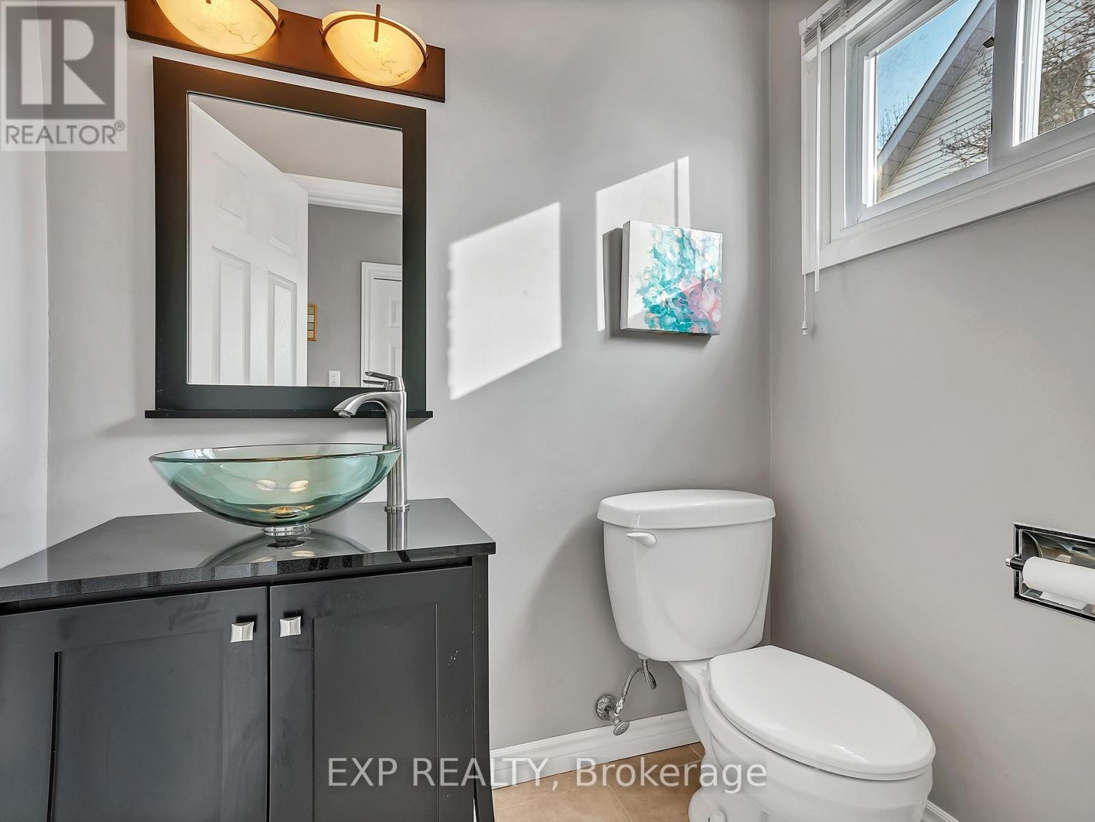 16 Applewood Drive, Belleville, Ontario  K8P 4E2 - Photo 31 - X12134063