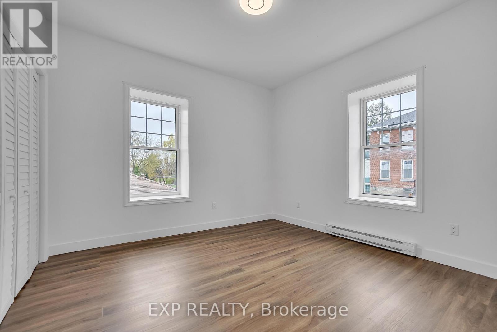 19 Isabel Street, Belleville, Ontario  K8P 3N4 - Photo 13 - X12134072