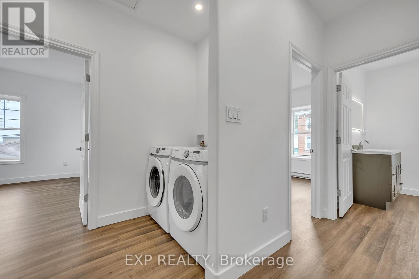 19 Isabel Street, Belleville, Ontario  K8P 3N4 - Photo 15 - X12134072