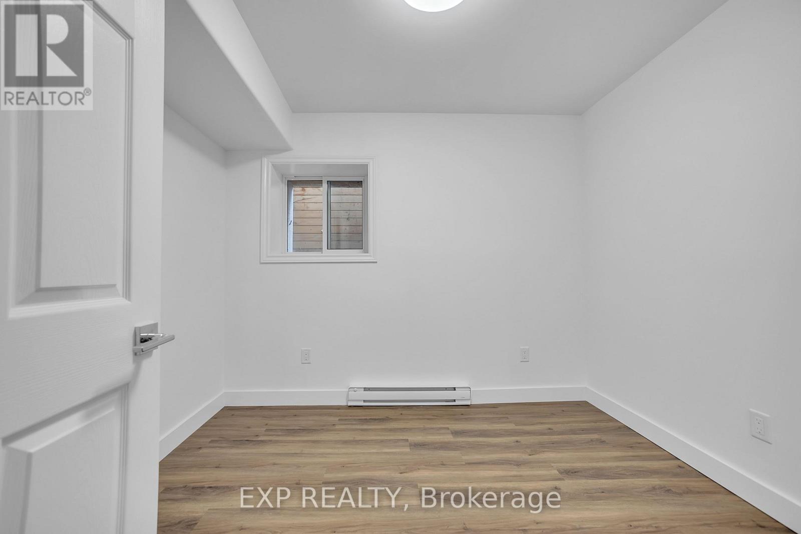 19 Isabel Street, Belleville, Ontario  K8P 3N4 - Photo 23 - X12134072