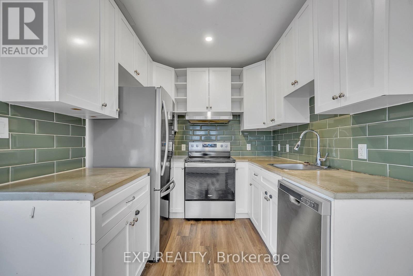 19 Isabel Street, Belleville, Ontario  K8P 3N4 - Photo 27 - X12134072
