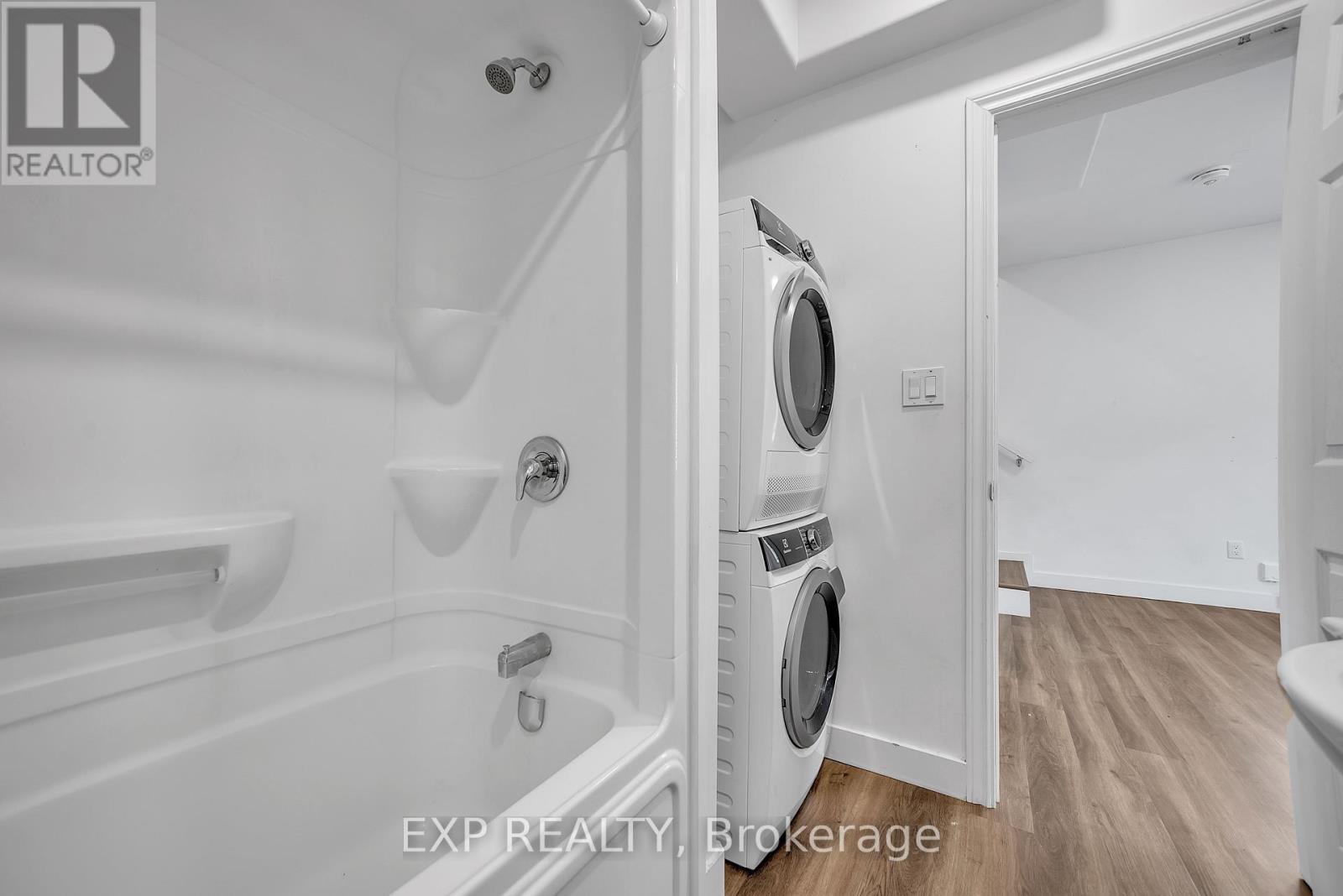 19 Isabel Street, Belleville, Ontario  K8P 3N4 - Photo 29 - X12134072