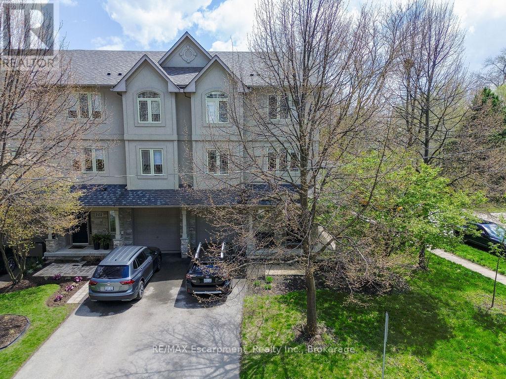 2430 Second Street, Burlington, Ontario  L7R 3K1 - Photo 3 - W12133932