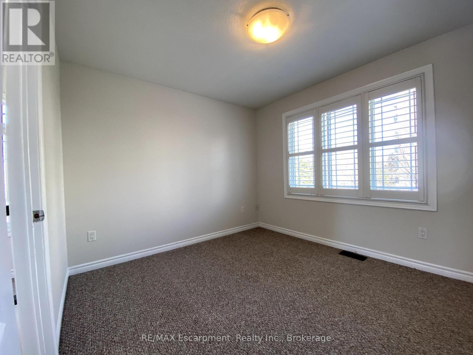 2430 Second Street, Burlington, Ontario  L7R 3K1 - Photo 31 - W12133932