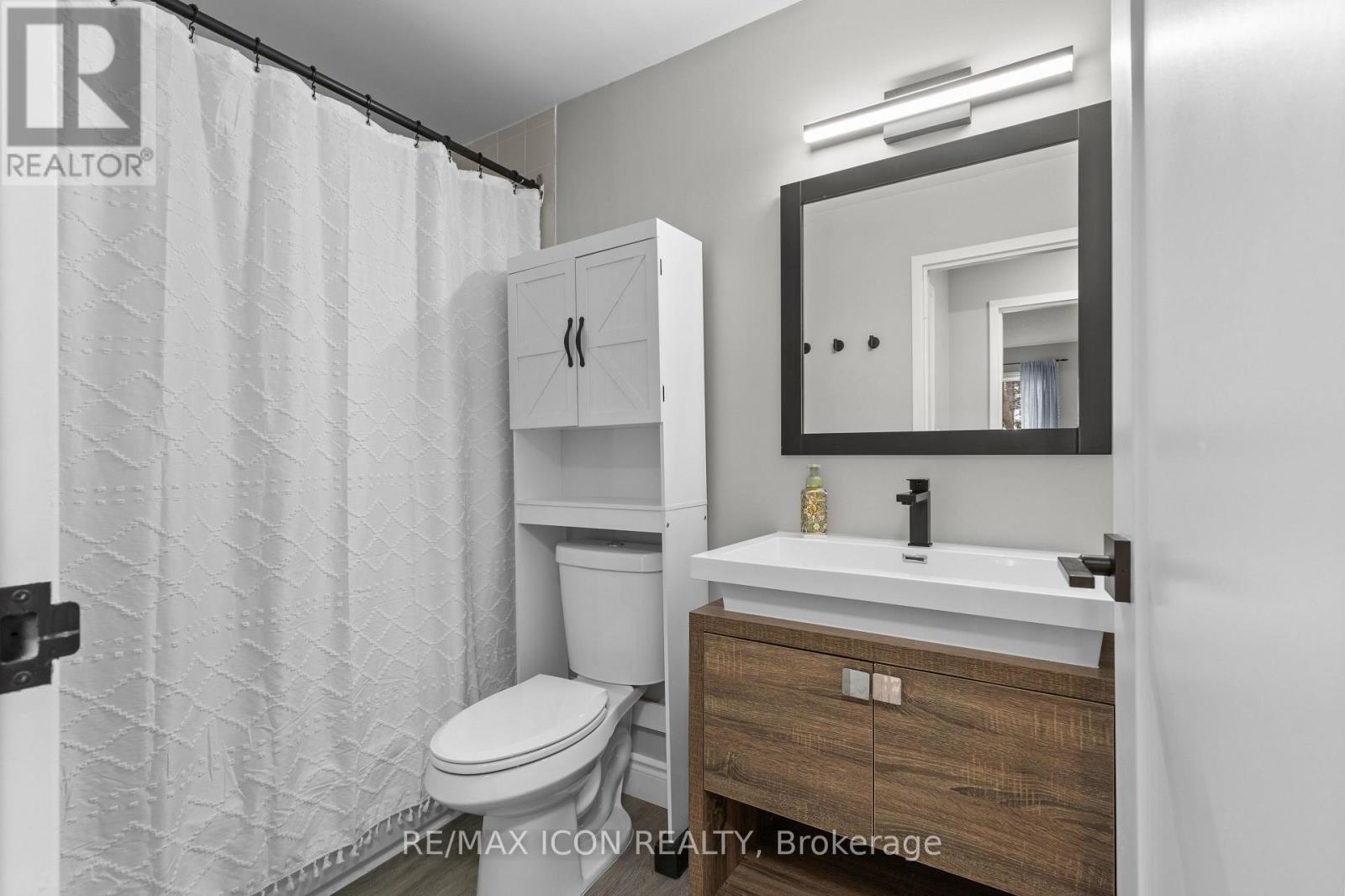 210 - 30 Hugo Crescent, Kitchener, Ontario  N2M 3Z2 - Photo 15 - X12121139