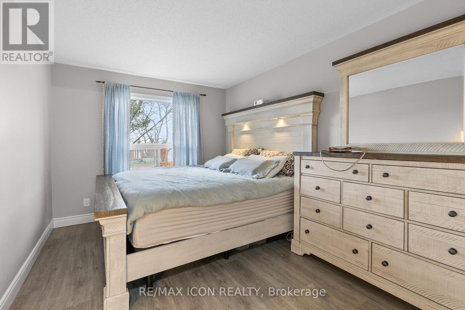 210 - 30 Hugo Crescent, Kitchener, Ontario  N2M 3Z2 - Photo 12 - X12121139