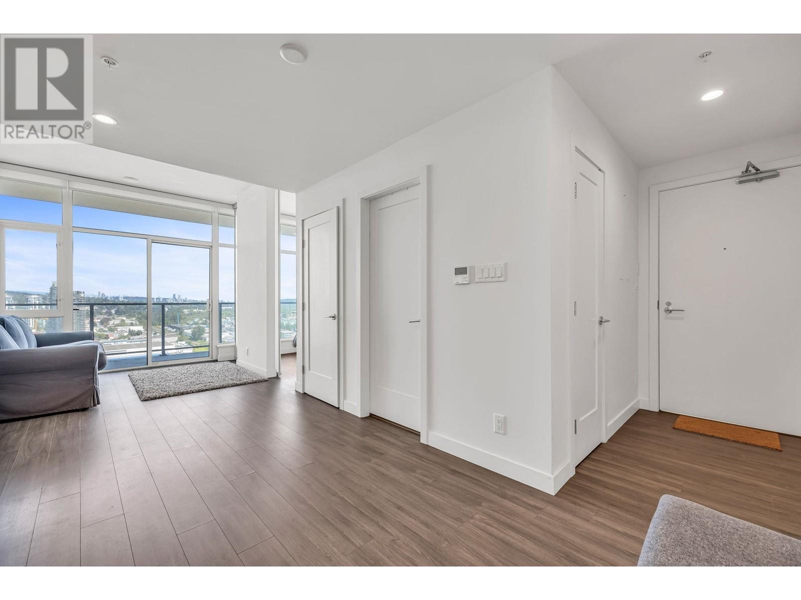 2502 2351 Beta Avenue, Burnaby, British Columbia  V5C 0M2 - Photo 2 - R3000205