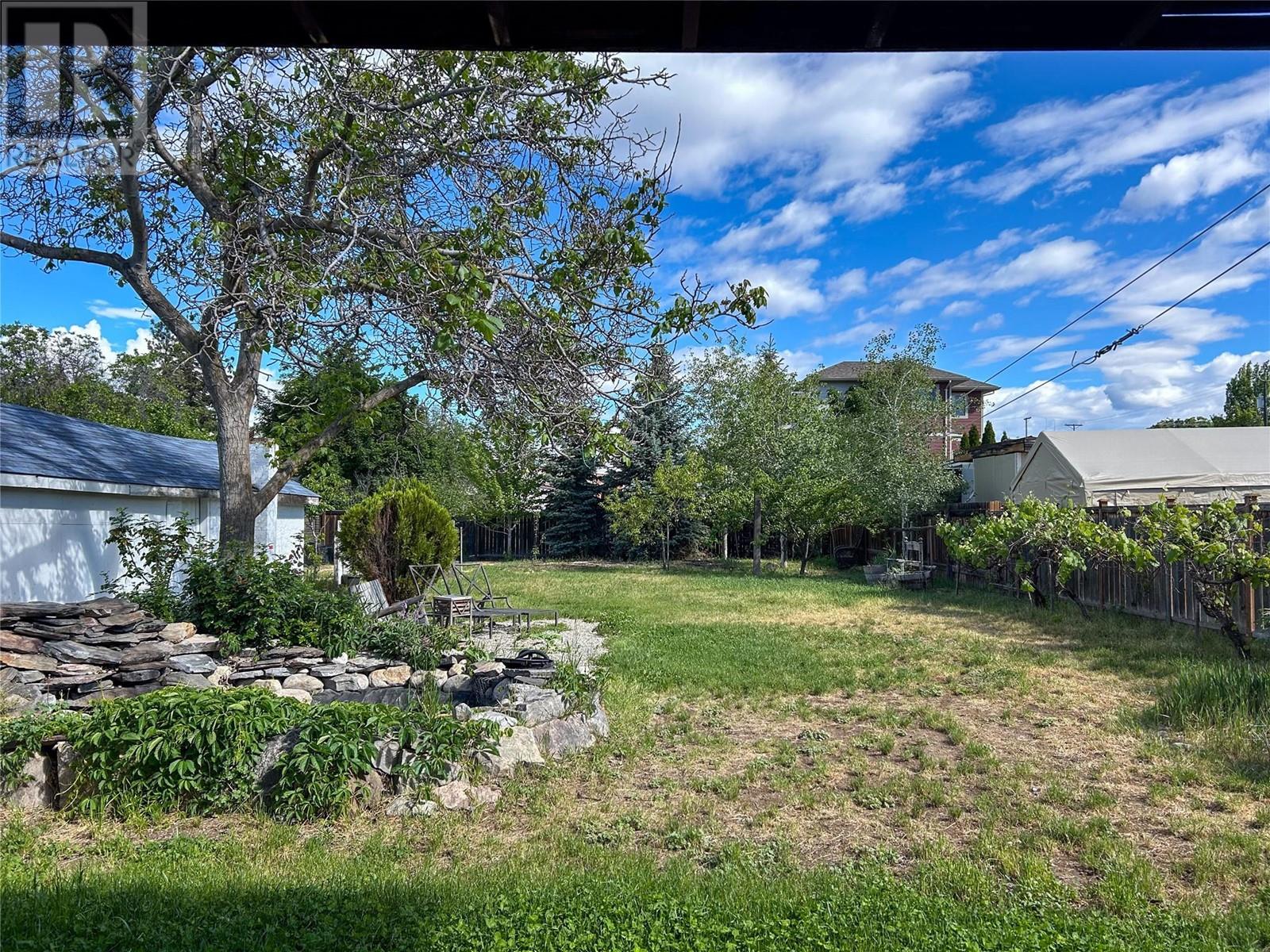 Property at 325 Nelson Avenue image 5