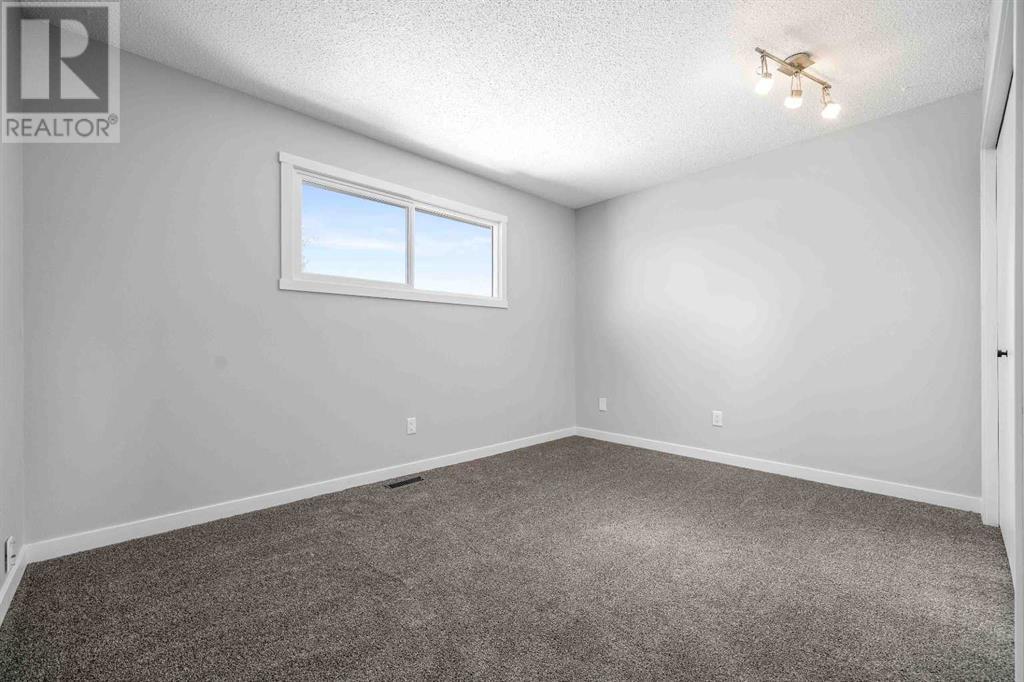 196 Stone Crescent Se, Medicine Hat, Alberta  T1B 3E7 - Photo 18 - A2218690