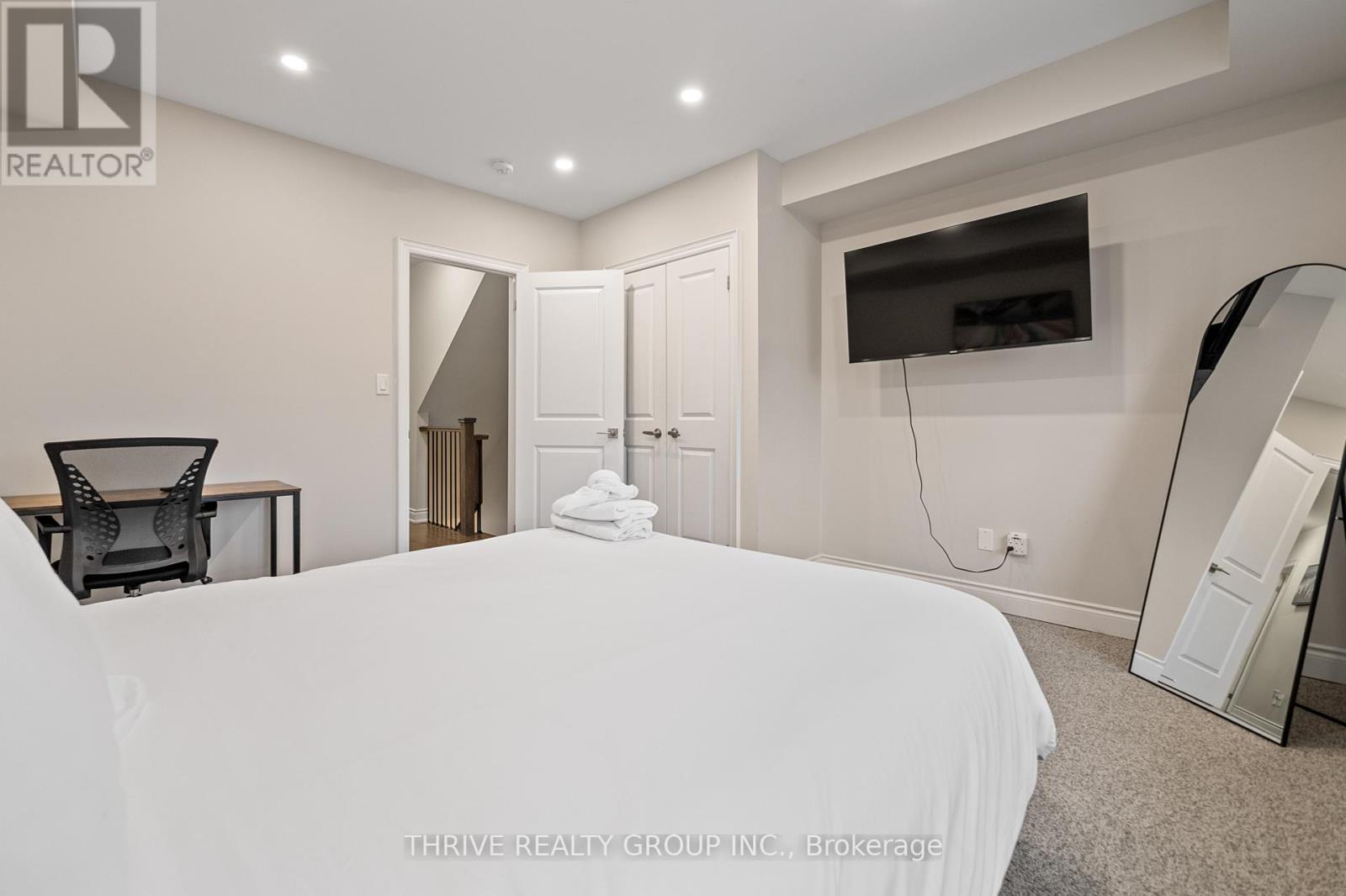 36 - 26 Lunar Crescent, Mississauga, Ontario  L5M 2R5 - Photo 24 - W12133919