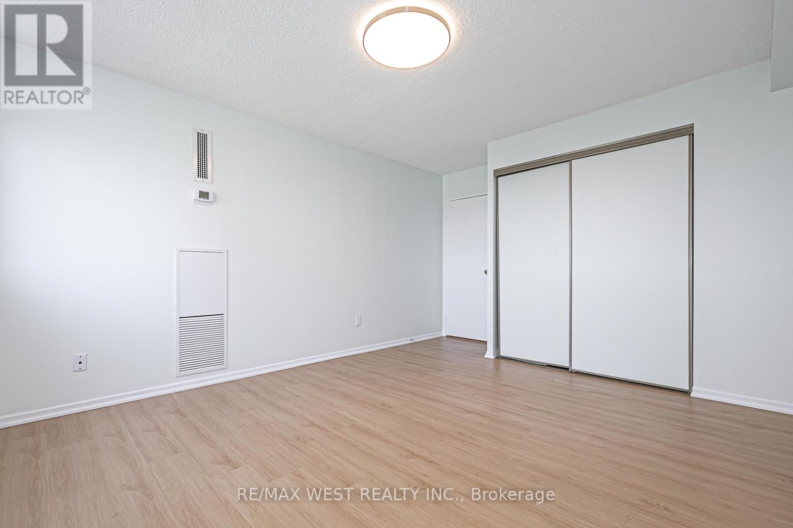 1102 - 1900 Sheppard Avenue E, Toronto (Pleasant View), Ontario  M2J 4T4 - Photo 16 - C12133752