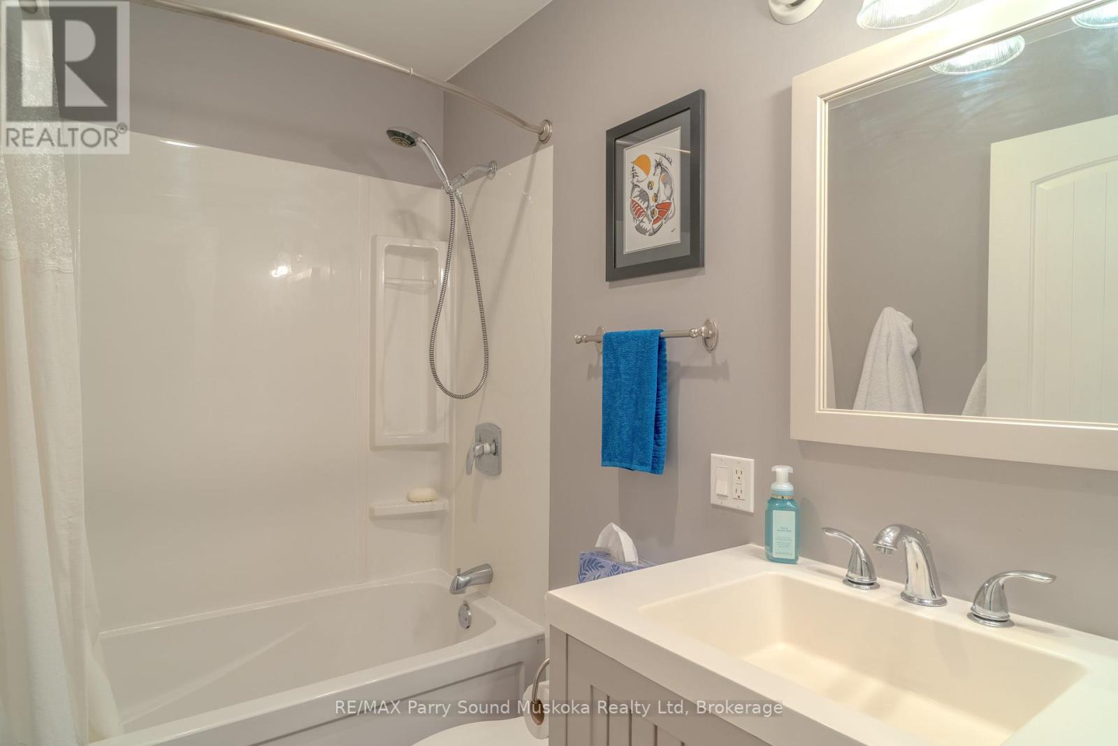 21 Shebeshekong Road, Carling, Ontario P0G 1G0 - Photo 36 - X12133924