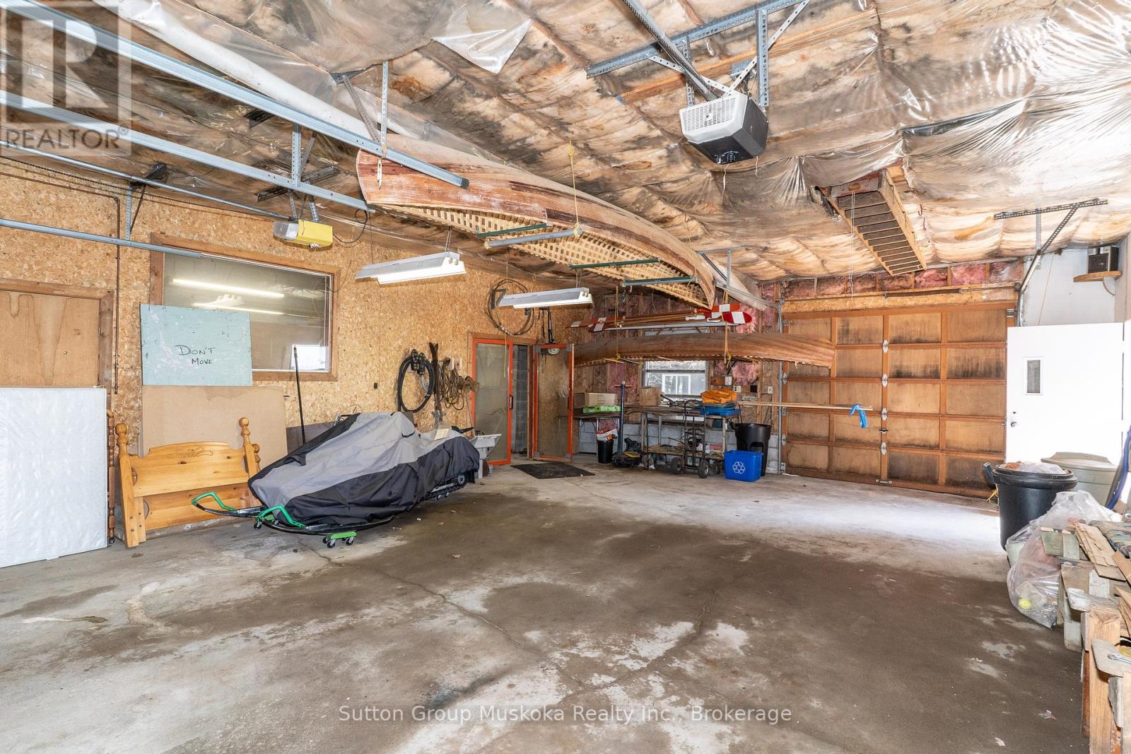 15 Glen Acres Road, Huntsville, Ontario  P1H 1N6 - Photo 25 - X12134096