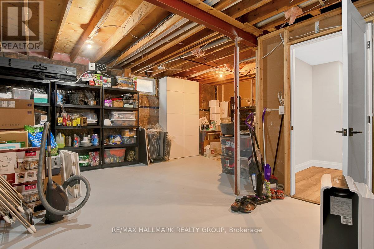 2216 Fillmore Crescent, Ottawa, Ontario  K1J 6A3 - Photo 41 - X12134003
