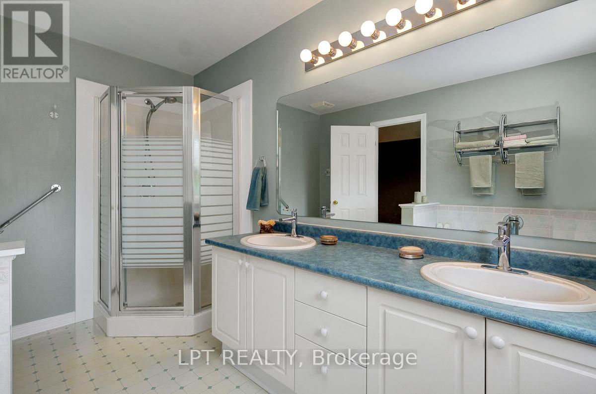 4 Rhapsody Lane, Ottawa, Ontario  K1V 1B1 - Photo 29 - X12134046