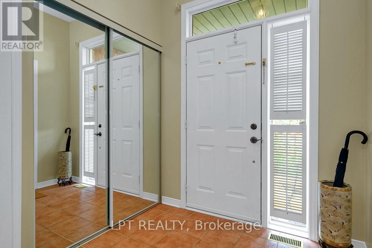Property at 4 RHAPSODY LANE image 5