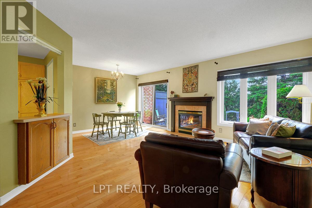 4 Rhapsody Lane, Ottawa, Ontario  K1V 1B1 - Photo 9 - X12134046