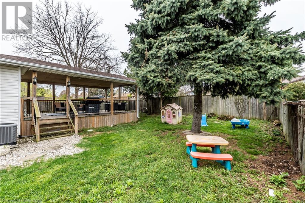 70 Toby Crescent, Hamilton, Ontario  L8T 2N8 - Photo 23 - 40722133