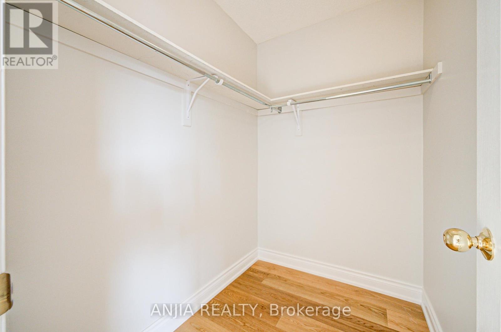14 Fairlawn Avenue, Markham, Ontario  L6C 2E7 - Photo 37 - N12133654