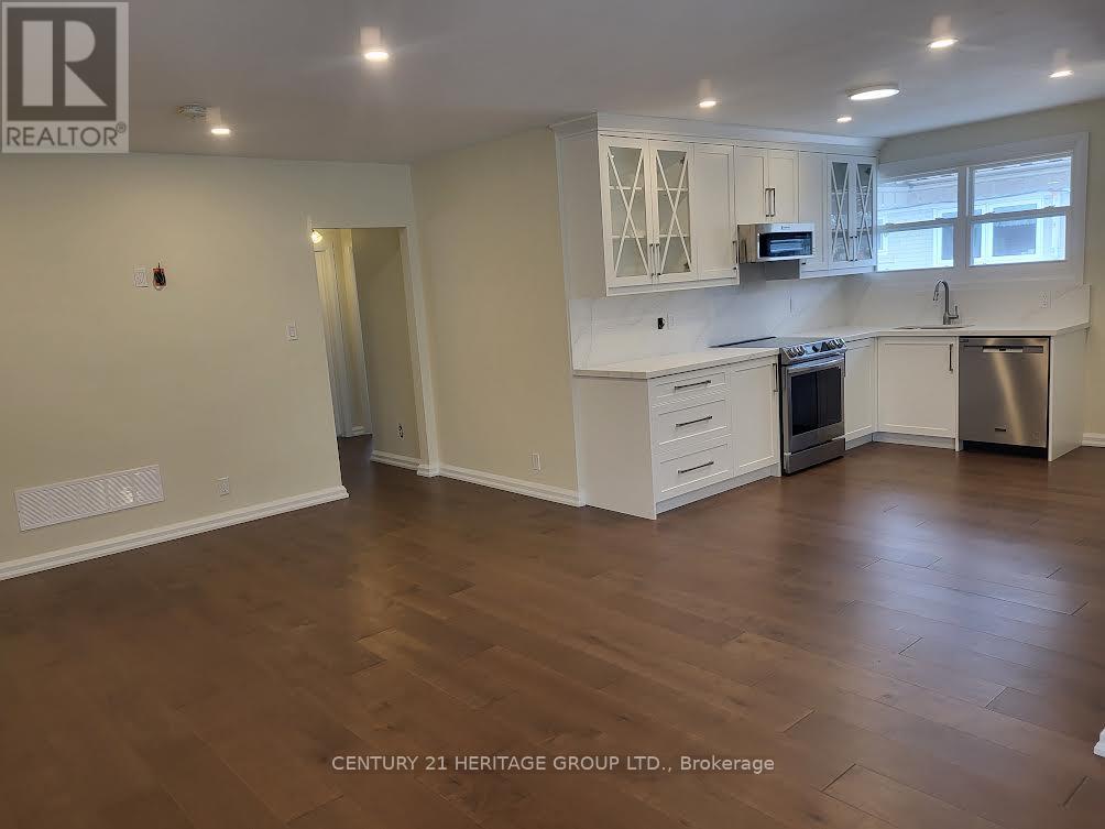 Property at 232 BLUE GRASS BOULEVARD image 4