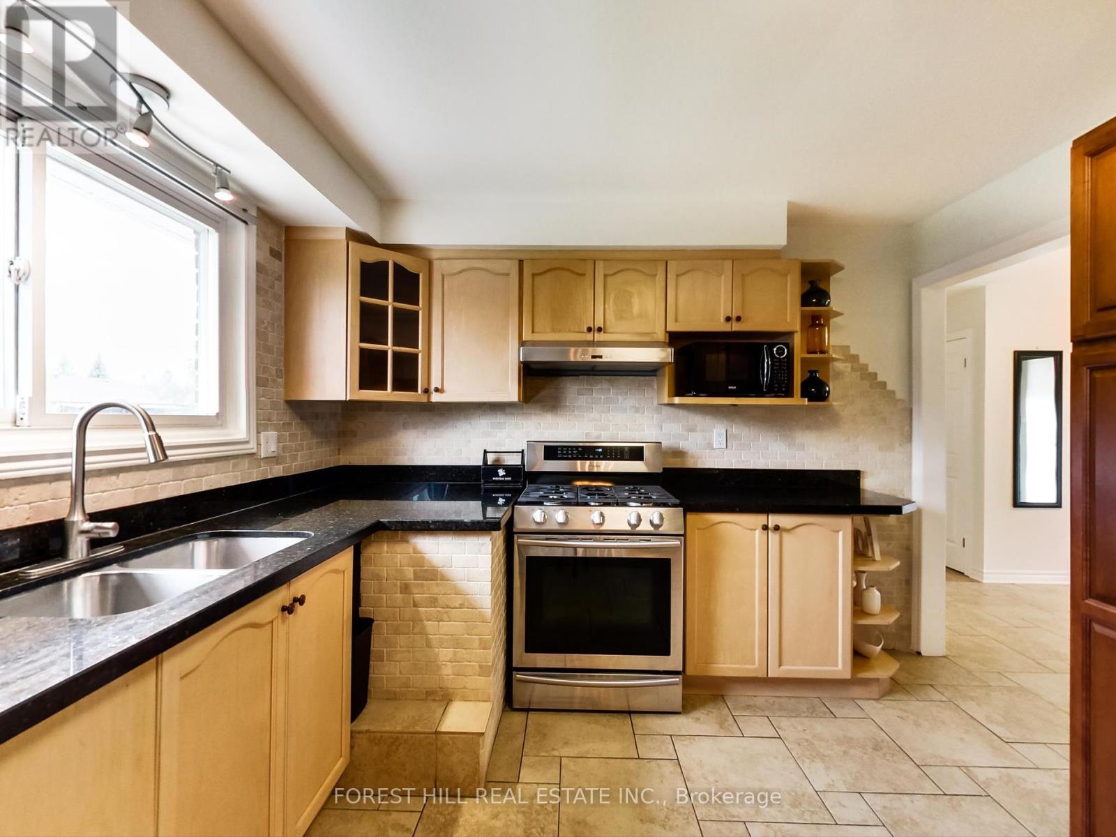 1153 Vernor Drive, Innisfil (Gilford), Ontario  L0L 1R0 - Photo 17 - N12133694