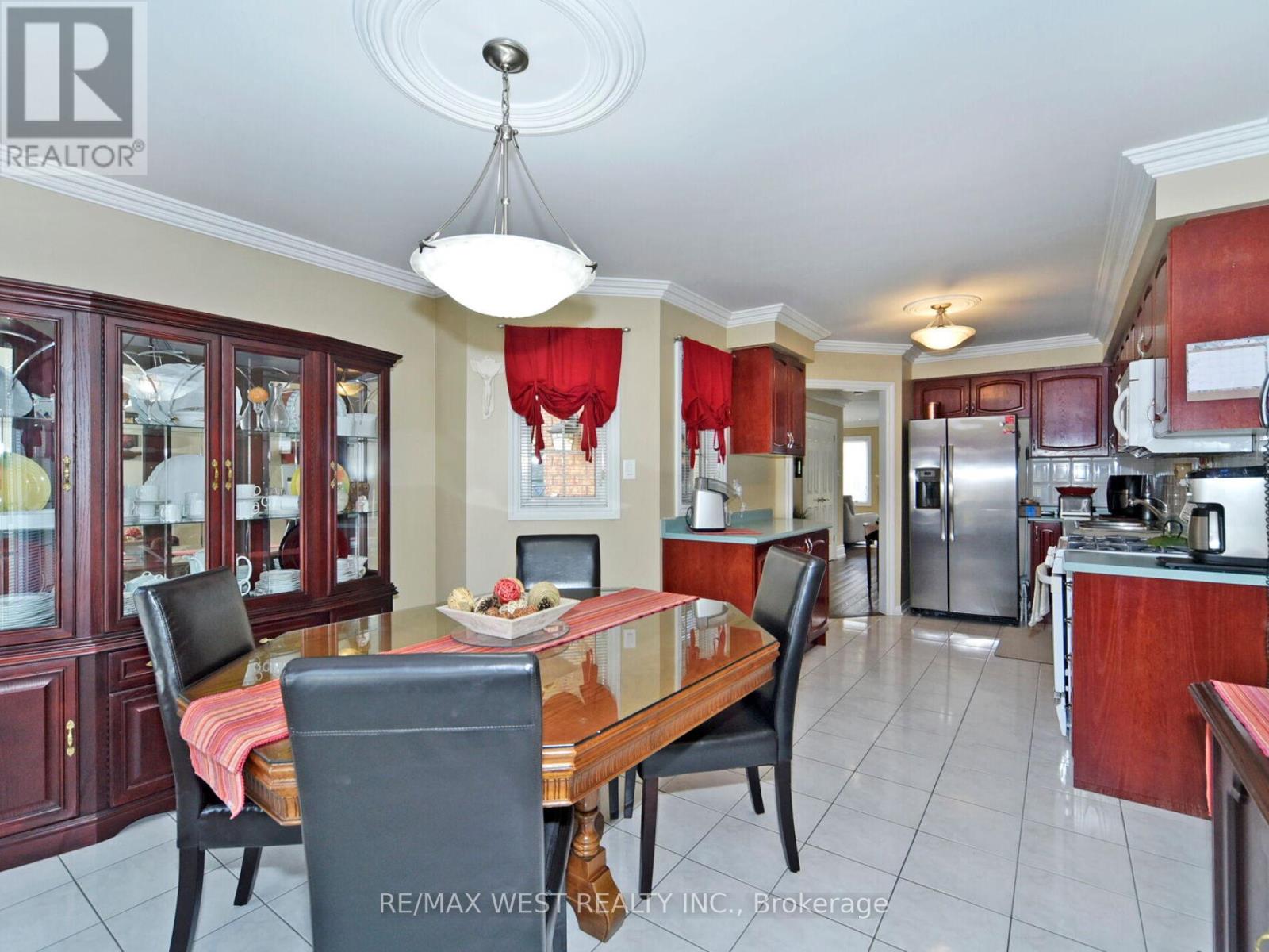 67 - 104 Pinedale Gate, Vaughan, Ontario  L4L 8X3 - Photo 14 - N12133762