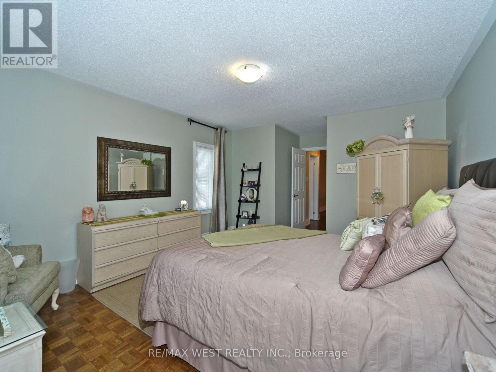 67 - 104 Pinedale Gate, Vaughan (East Woodbridge), Ontario  L4L 8X3 - Photo 21 - N12133762