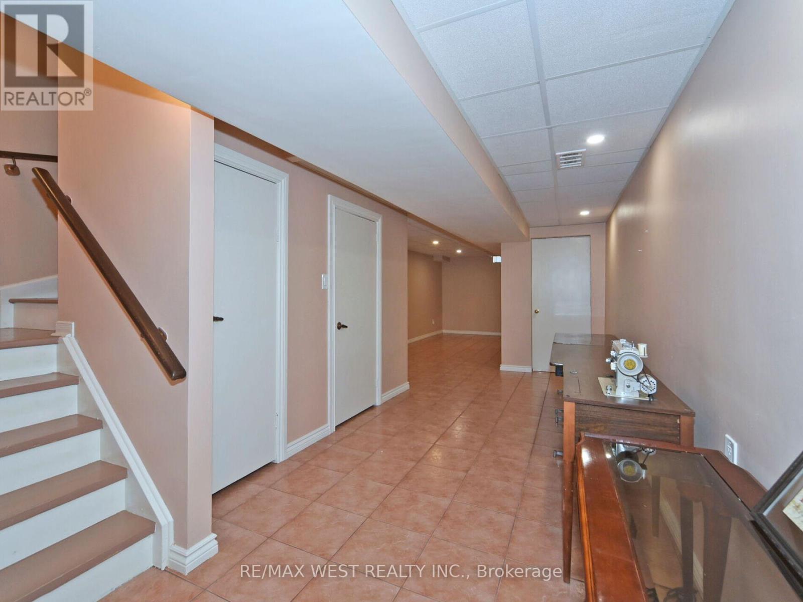 67 - 104 Pinedale Gate, Vaughan, Ontario  L4L 8X3 - Photo 31 - N12133762