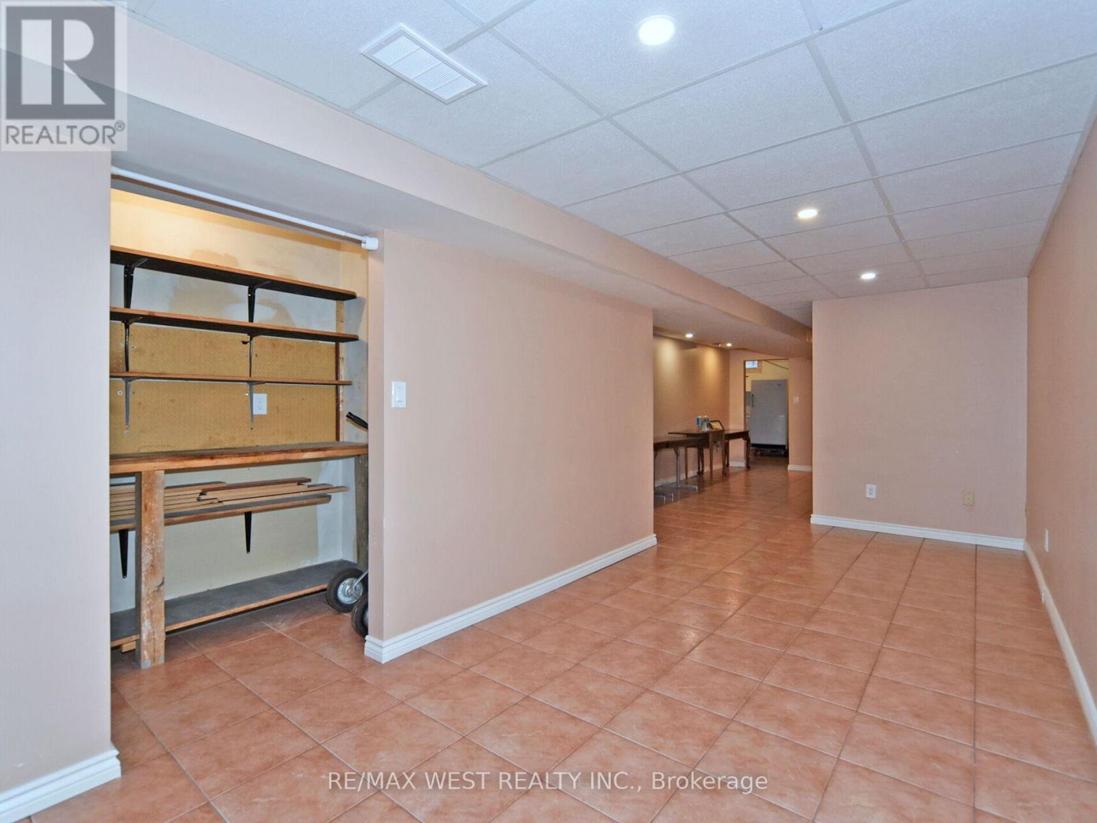 67 - 104 Pinedale Gate, Vaughan, Ontario  L4L 8X3 - Photo 35 - N12133762