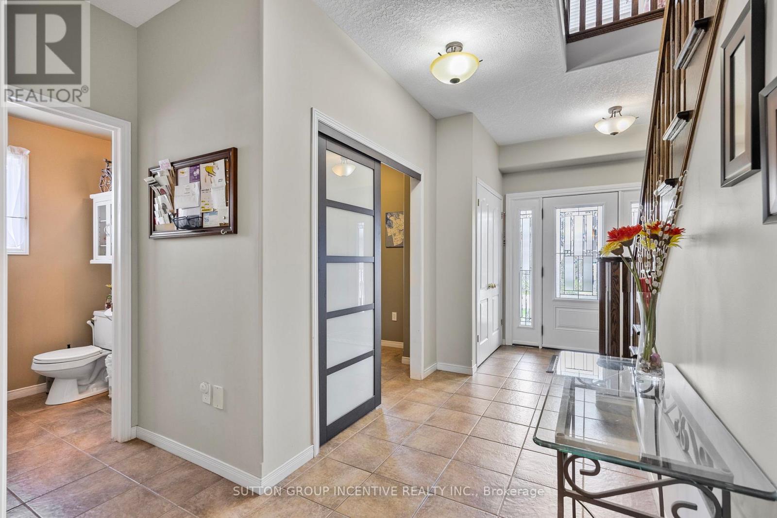 22 Armeda Clow Crescent, Essa, Ontario  L0M 1B2 - Photo 12 - N12133779