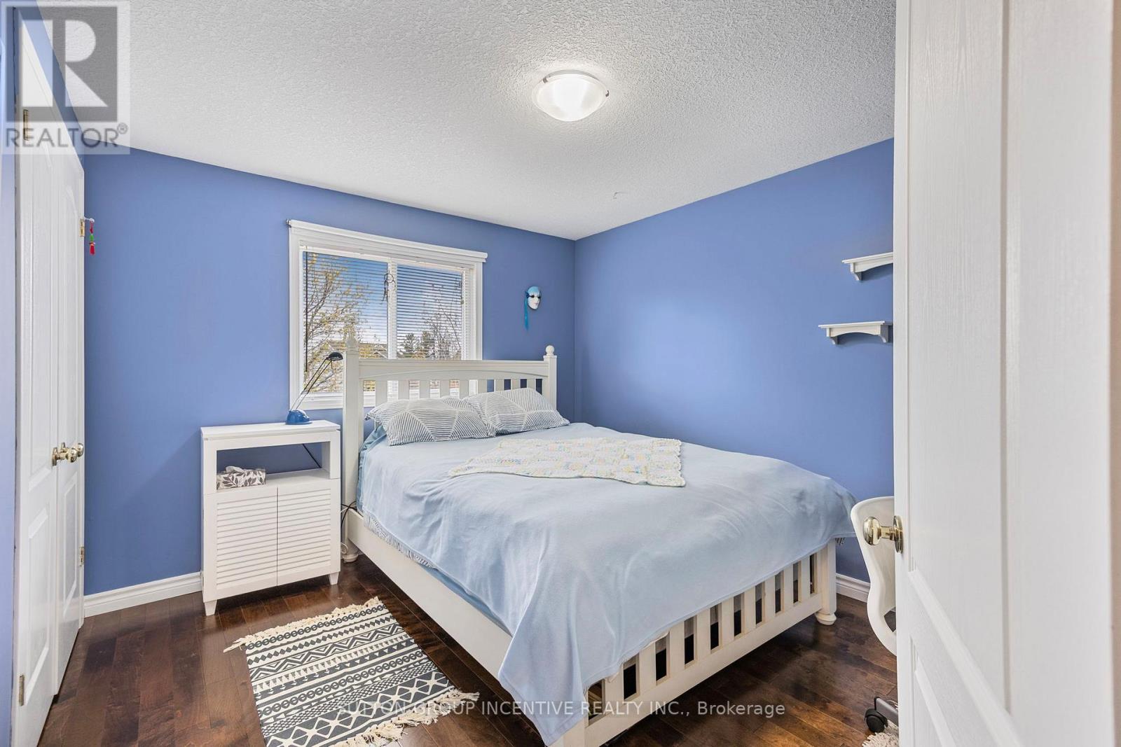22 Armeda Clow Crescent, Essa, Ontario  L0M 1B2 - Photo 21 - N12133779
