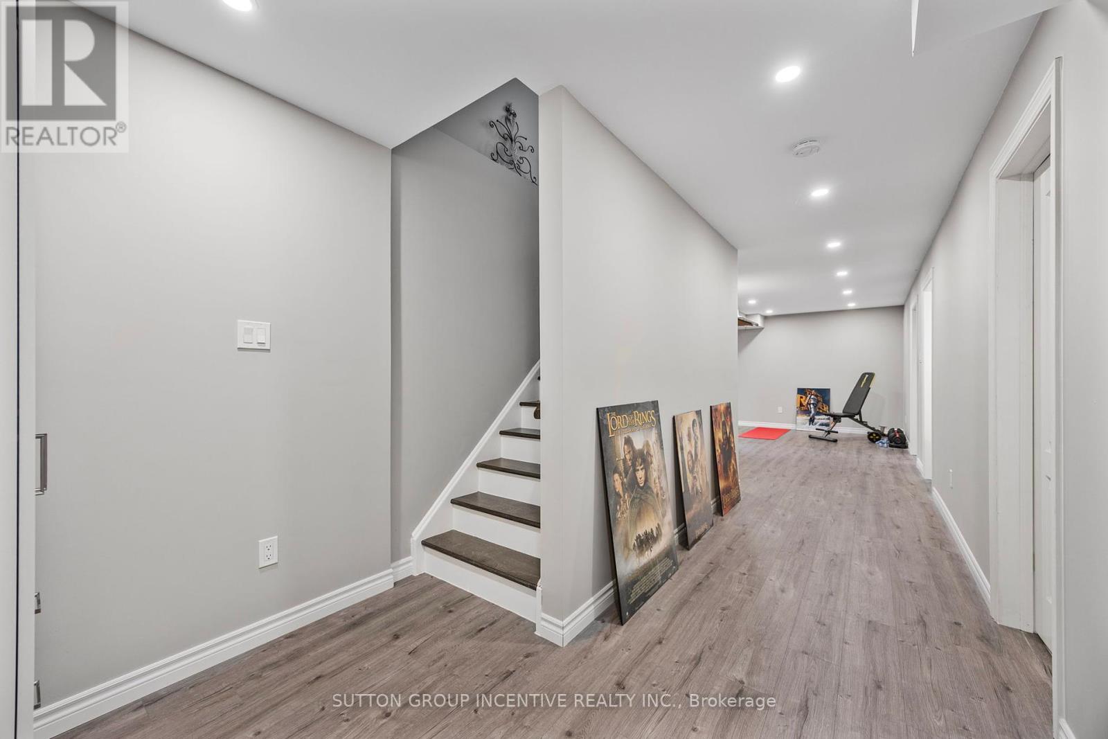 22 Armeda Clow Crescent, Essa, Ontario  L0M 1B2 - Photo 25 - N12133779