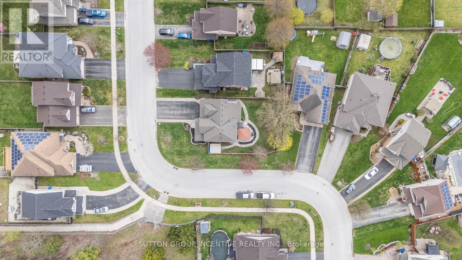 22 Armeda Clow Crescent, Essa, Ontario  L0M 1B2 - Photo 35 - N12133779