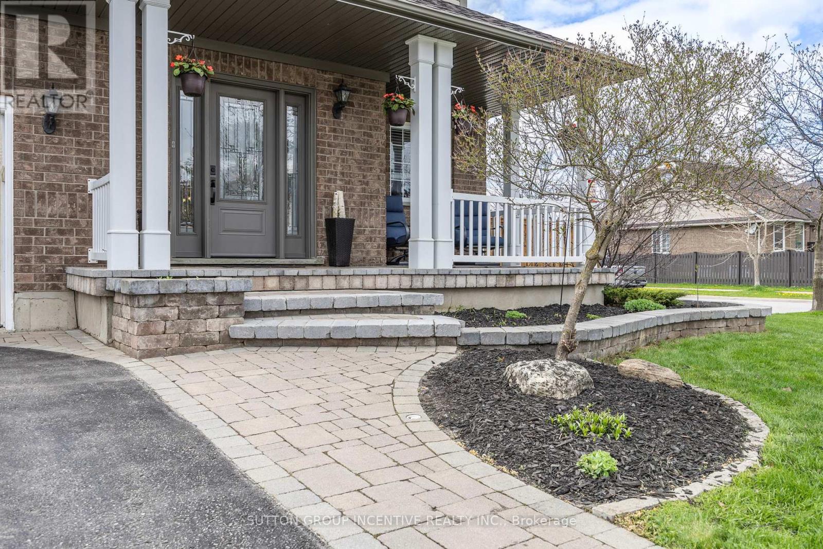 Property at 22 ARMEDA CLOW CRESCENT image 4