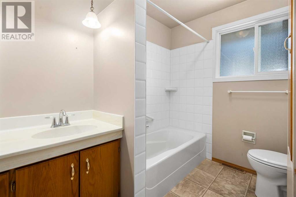 5116 Brisebois Drive Nw, Calgary, Alberta  T2L 2G6 - Photo 18 - A2218546