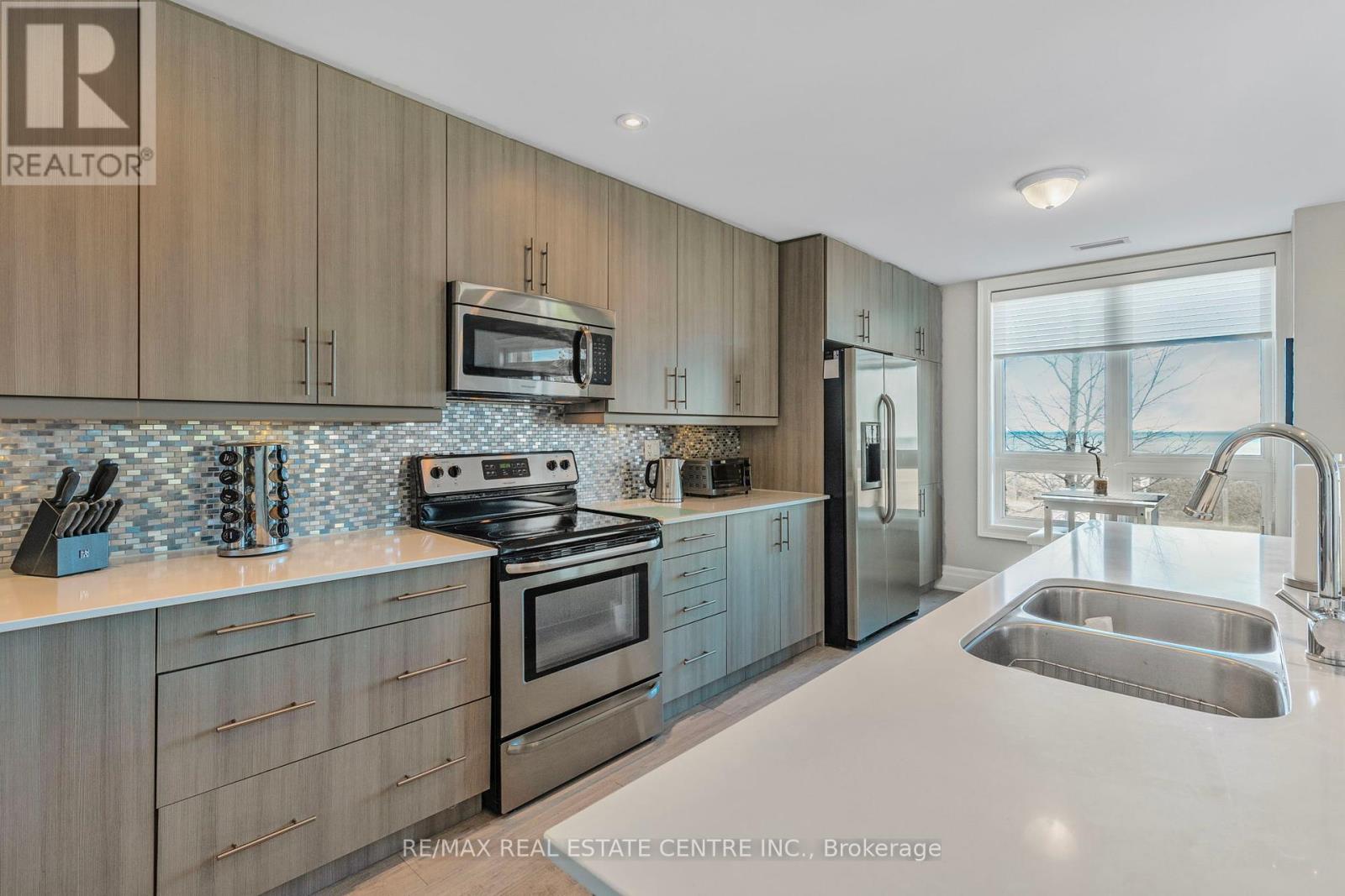 112 - 764 River Road E, Wasaga Beach, Ontario  L9Z 2M7 - Photo 14 - S12133771