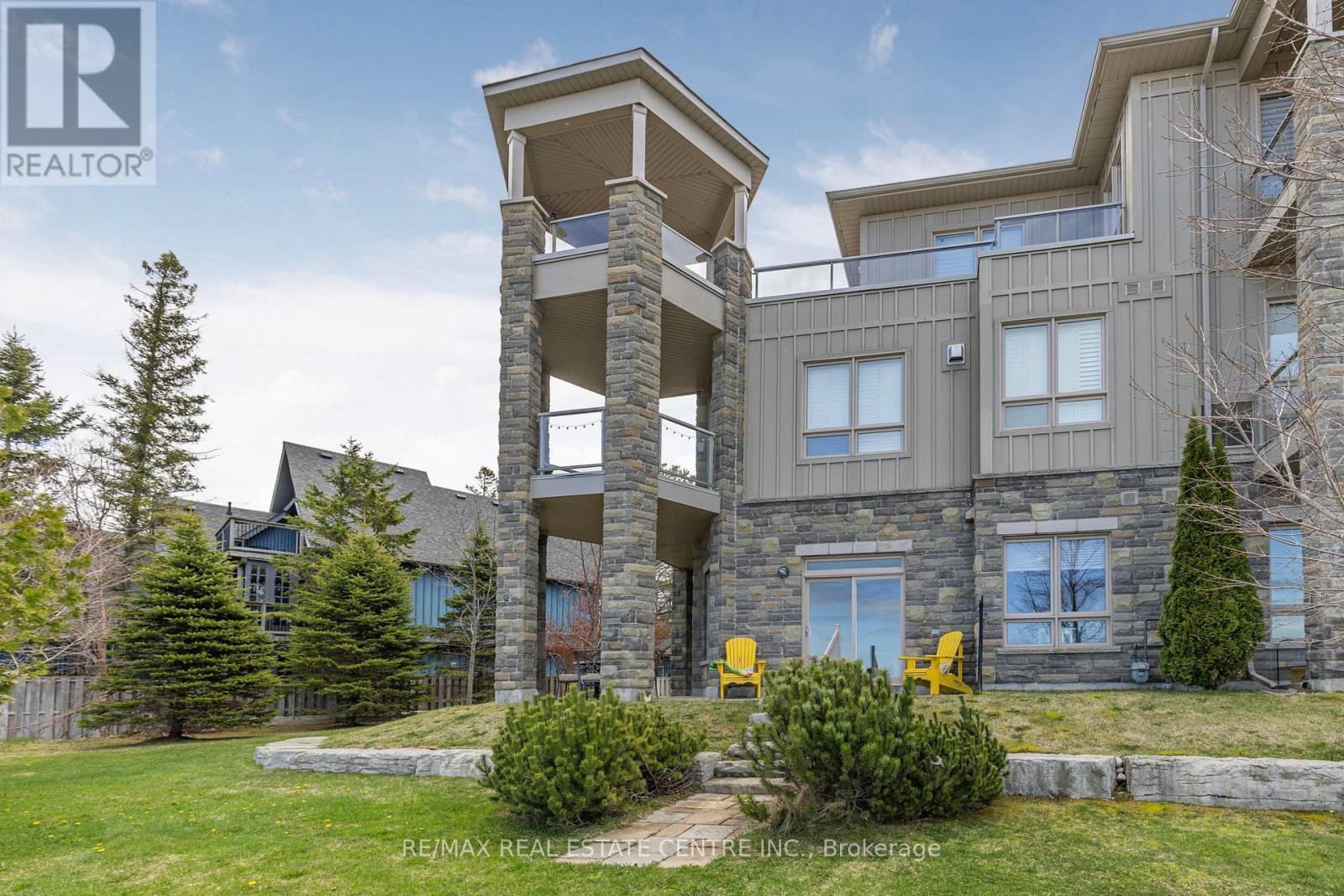 112 - 764 River Road E, Wasaga Beach, Ontario  L9Z 2M7 - Photo 4 - S12133771