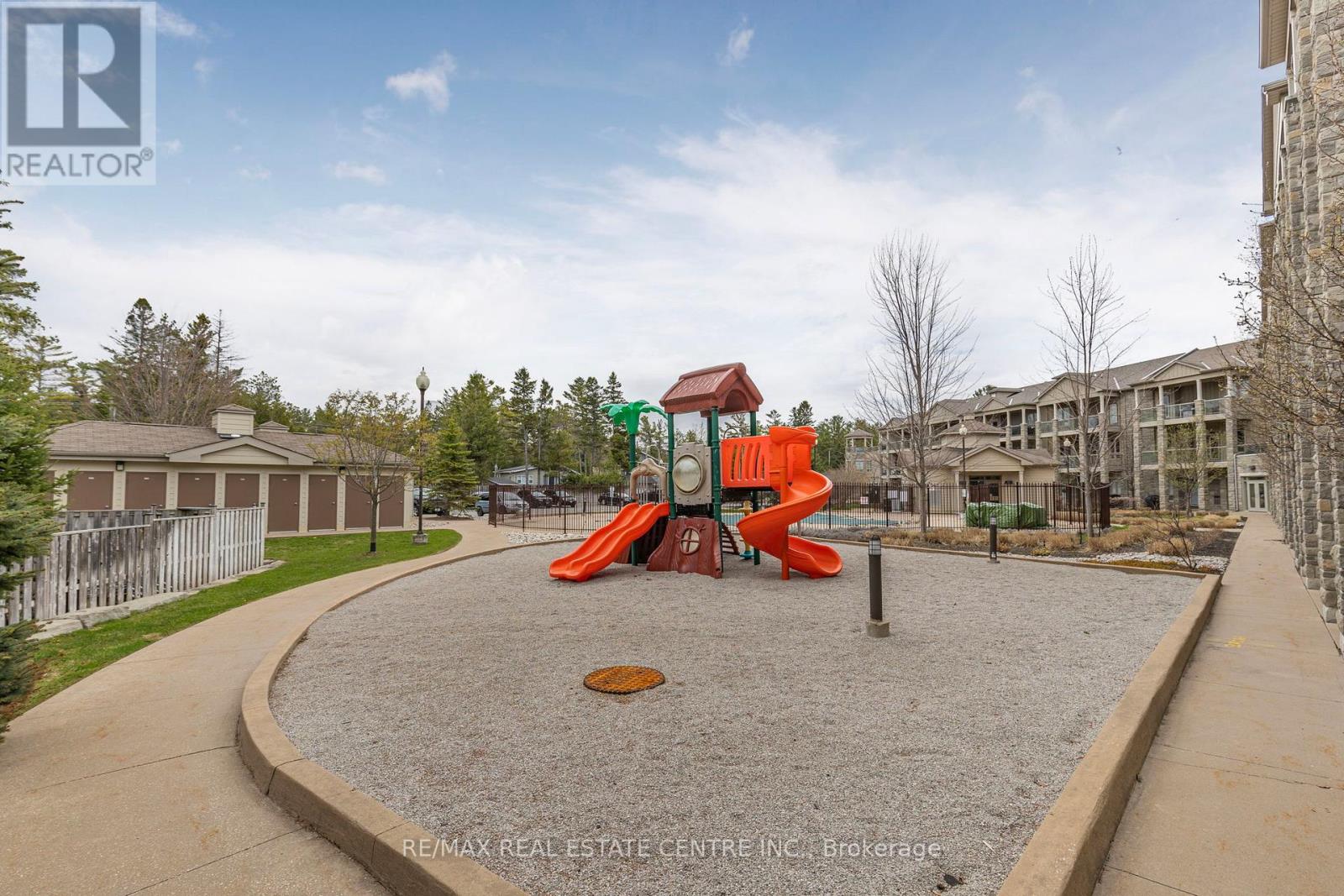 112 - 764 River Road E, Wasaga Beach, Ontario  L9Z 2M7 - Photo 44 - S12133771