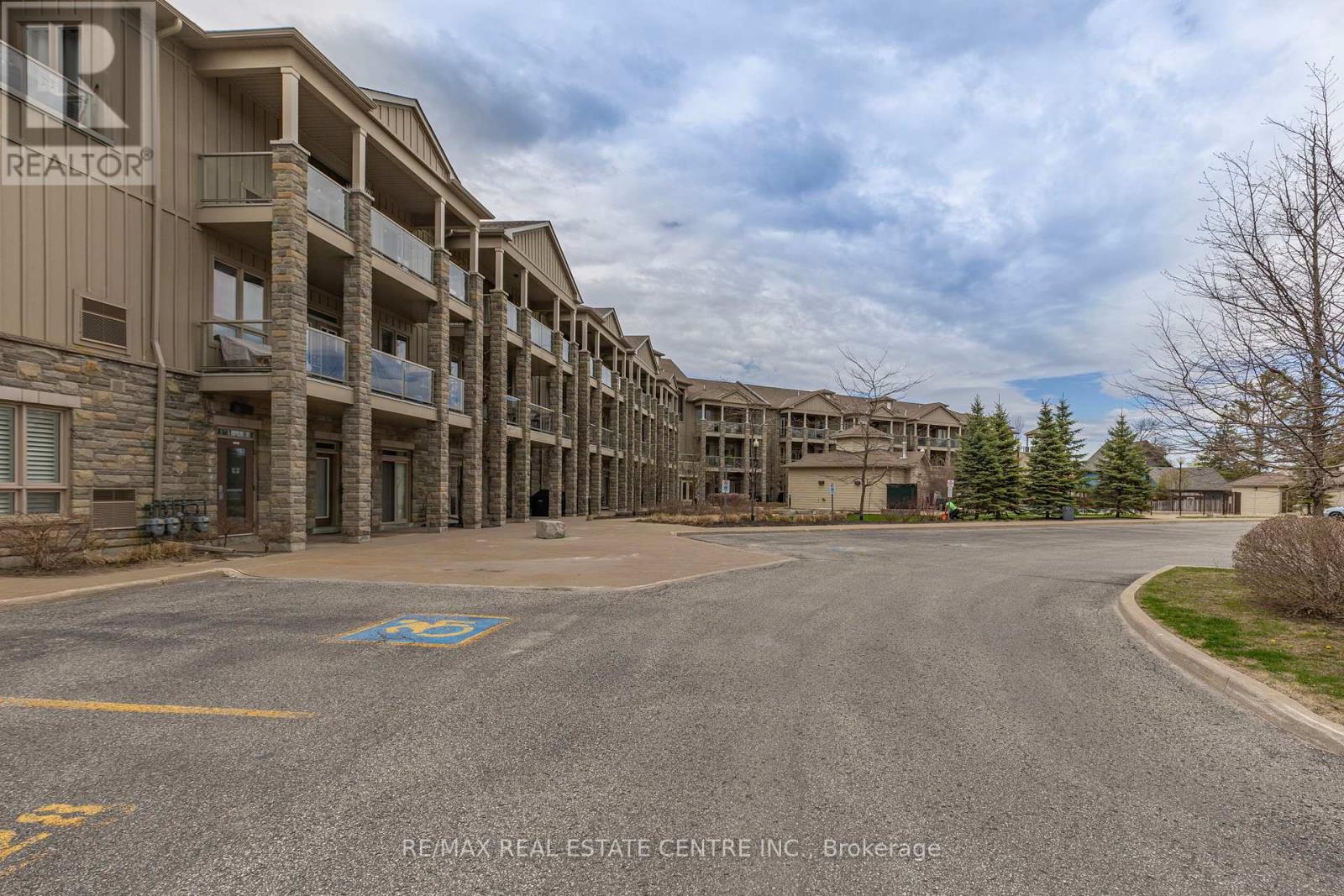 112 - 764 River Road E, Wasaga Beach, Ontario  L9Z 2M7 - Photo 49 - S12133771